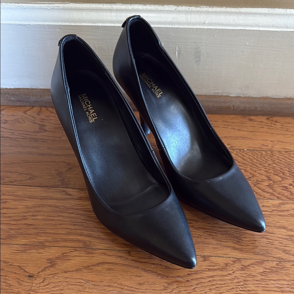 Michael Kors Black Heels Classic Pointed-Toe Pumps